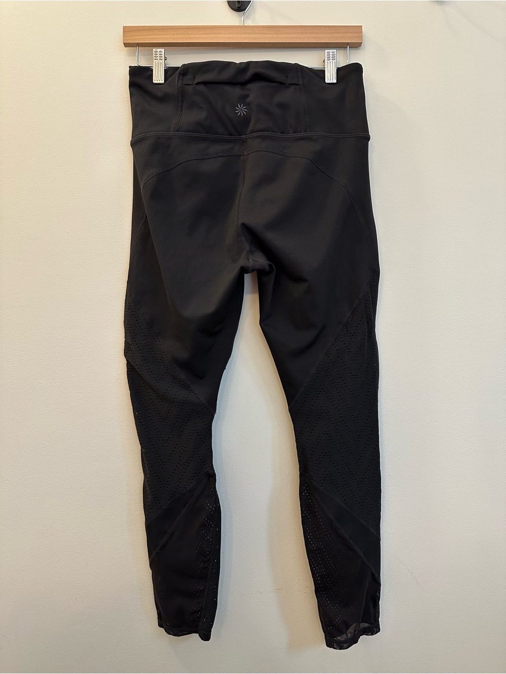 Athleta High Rise Precision 7/8 Tight Legging Black Medium - Picture 8 of 12